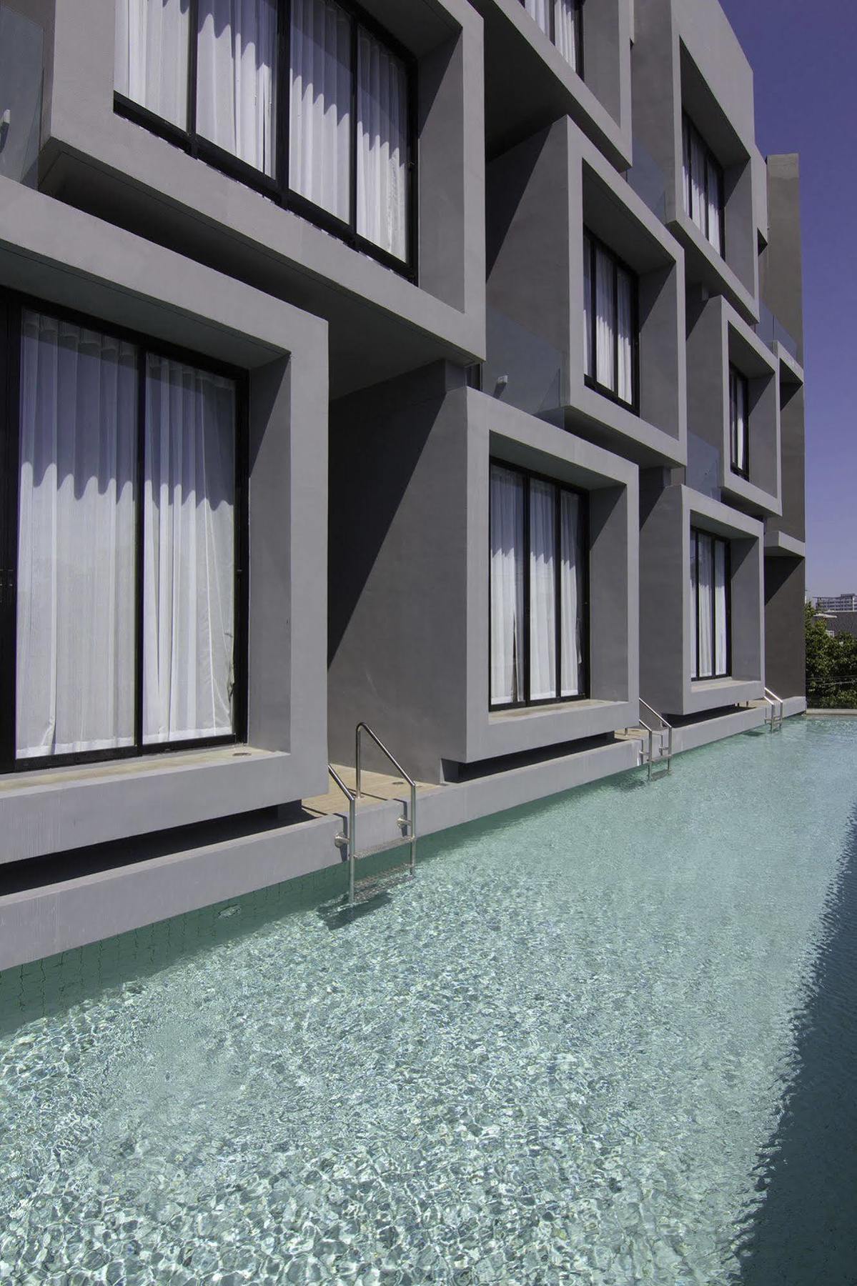 Kalm Bangsaen Hotel Екстериор снимка